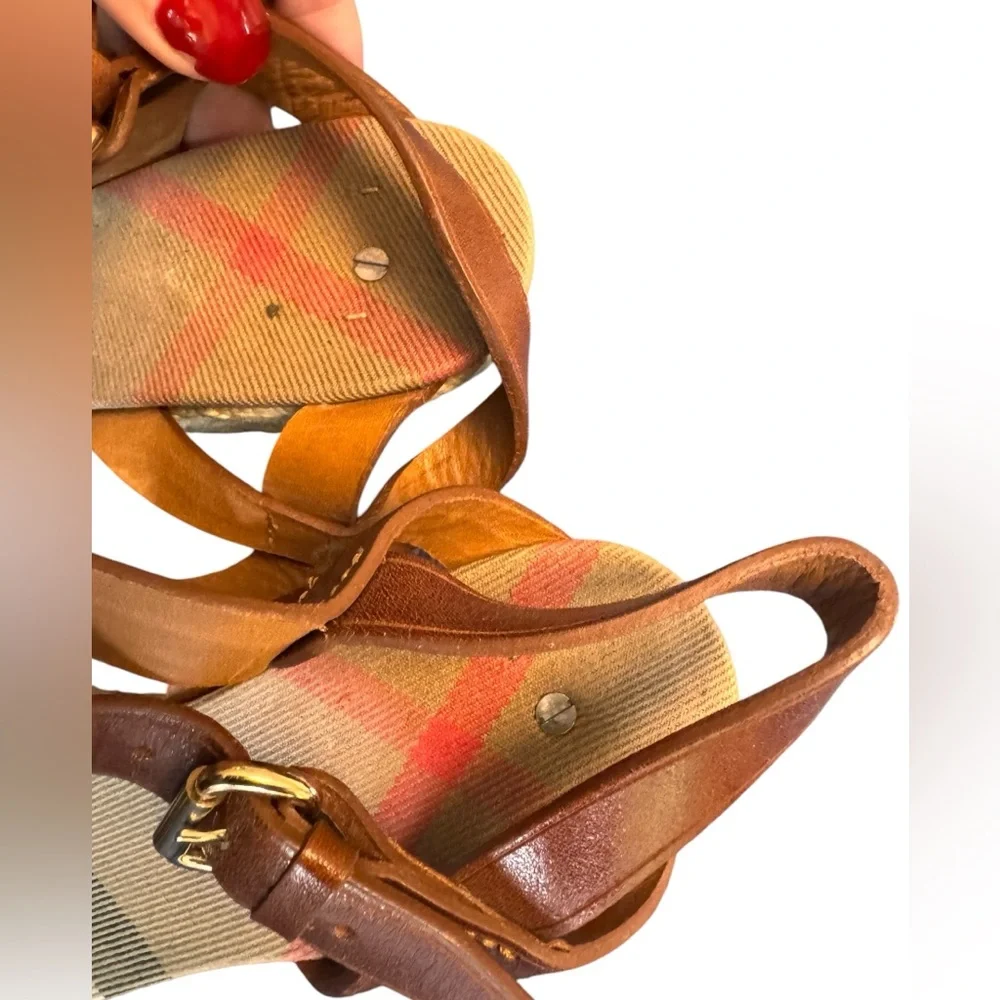 Burberry Tan Leather Check Canvas Espadrille Wedge Sandals Italy Size 35 in GUC